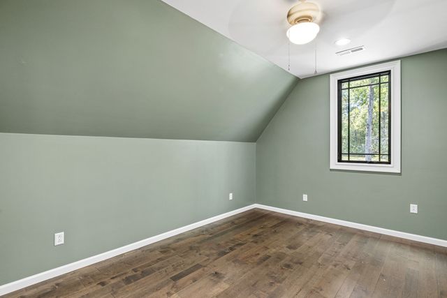 74 Pine Lake Rd, Summertown, TN 38483