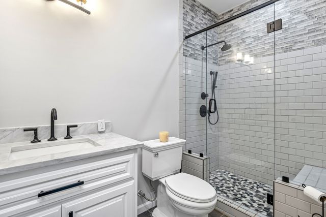 74 Pine Lake Rd, Summertown, TN 38483