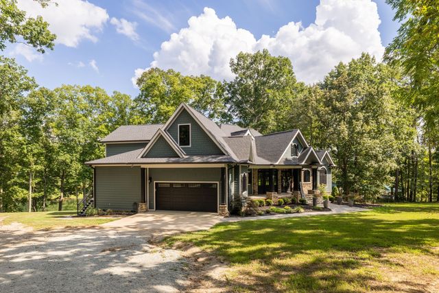 74 Pine Lake Rd, Summertown, TN 38483