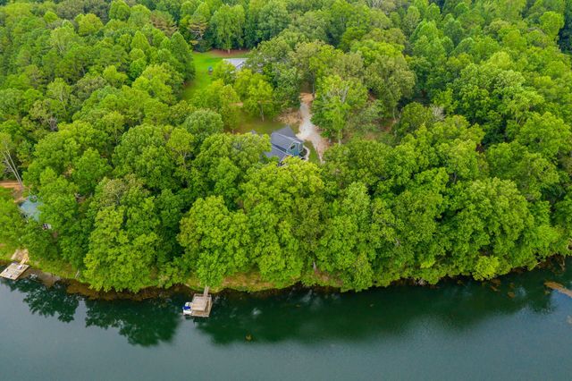74 Pine Lake Rd, Summertown, TN 38483