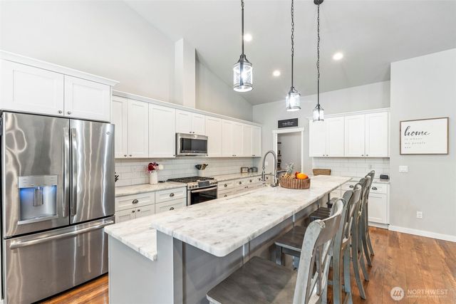 2425 106th Lane SE, Olympia, WA 98501