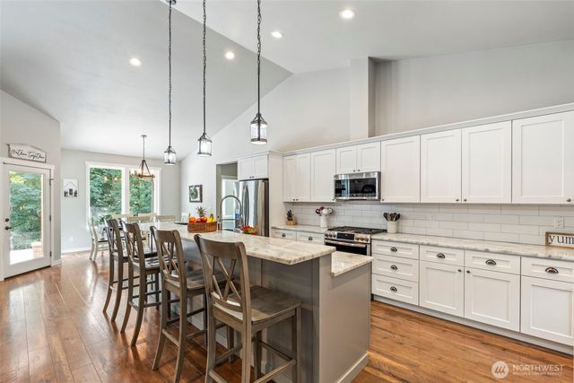 2425 106th Lane SE, Olympia, WA 98501