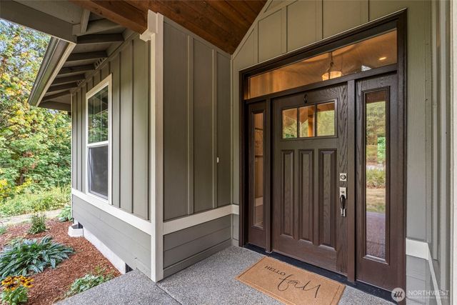 2425 106th Lane SE, Olympia, WA 98501