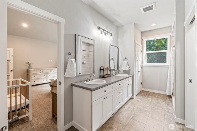 2425 106th Lane SE, Olympia, WA 98501