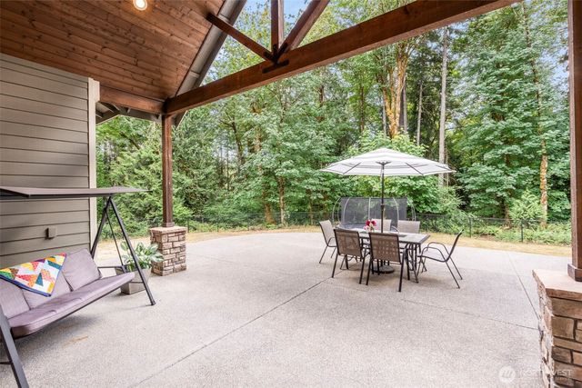 2425 106th Lane SE, Olympia, WA 98501