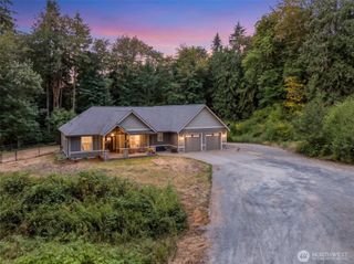 2425 106th Lane SE, Olympia, WA 98501