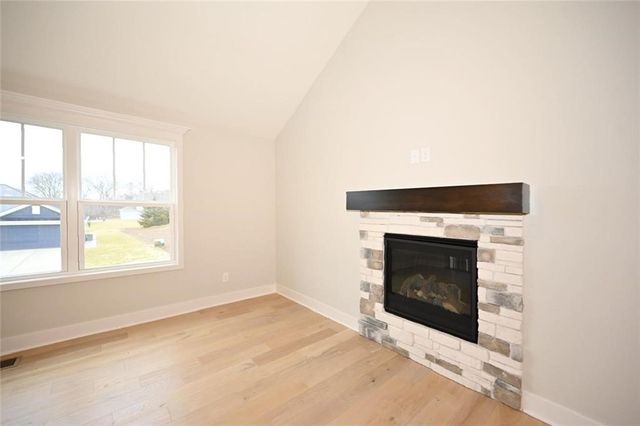 109 Johnson Circle, Dearborn, MO 64439