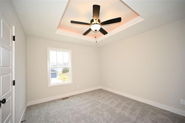 109 Johnson Circle, Dearborn, MO 64439