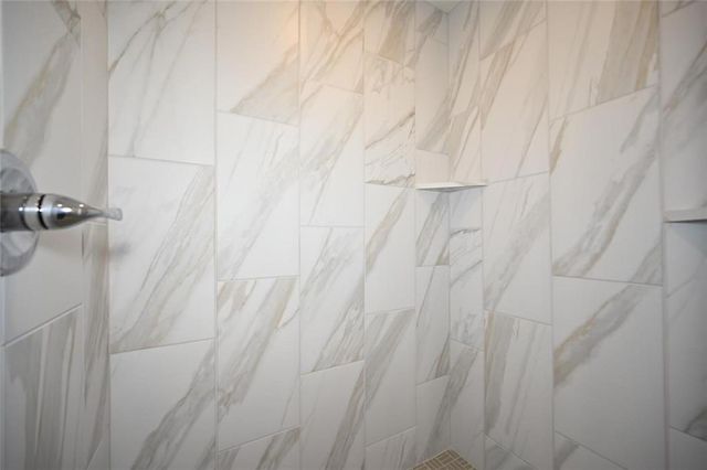 109 Johnson Circle, Dearborn, MO 64439