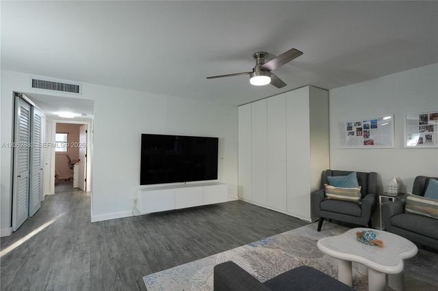 2870 NE 14th St Causeway 303C, Pompano Beach, FL 33062