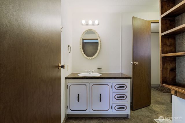 826 SE Scenic View Drive, College Place, WA 99324