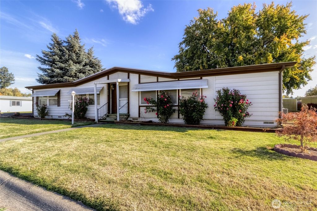 826 SE Scenic View Drive, College Place, WA 99324