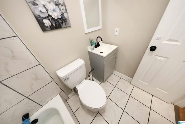 508 KILARNEY AVENUE, Weaver, AL 36277