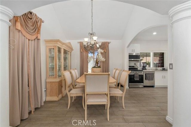 2048 Birkdale, Upland, CA 91784