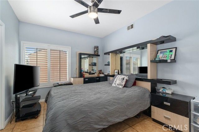 2048 Birkdale, Upland, CA 91784