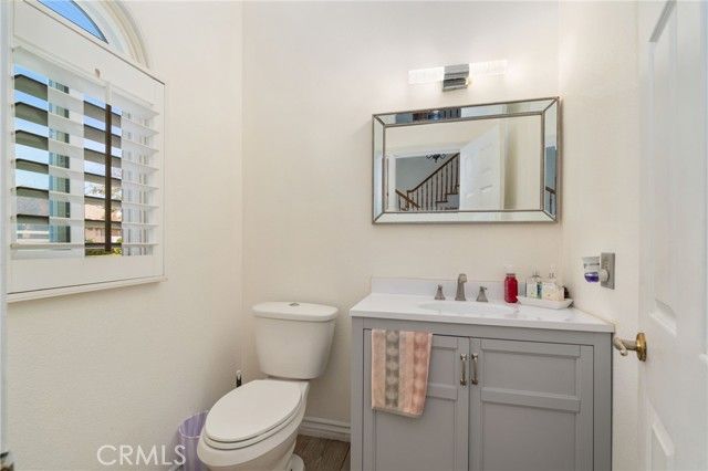 2048 Birkdale, Upland, CA 91784