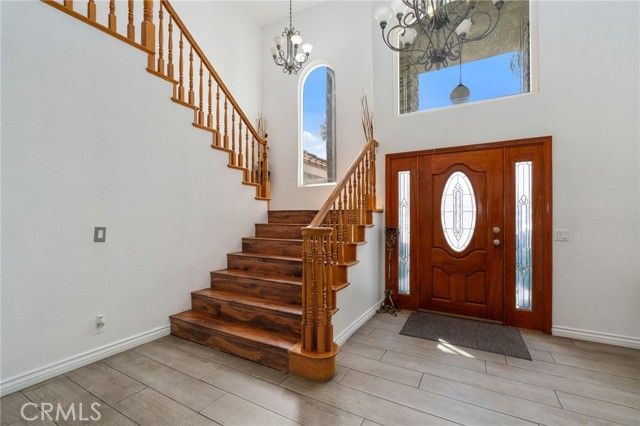 2048 Birkdale, Upland, CA 91784