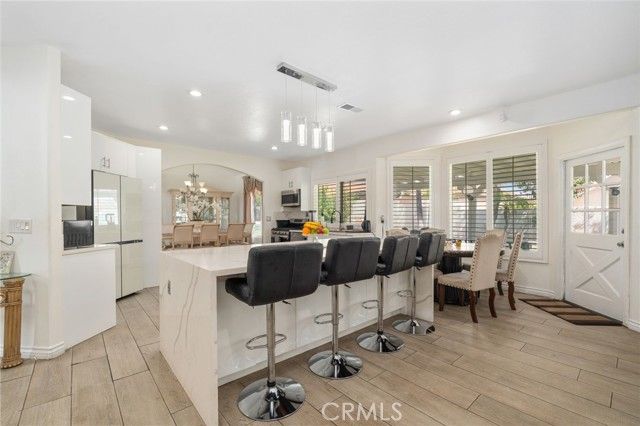 2048 Birkdale, Upland, CA 91784