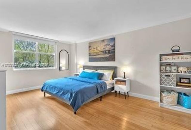 11111 Biscayne Blvd 2F, Miami, FL 33181