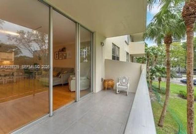 11111 Biscayne Blvd 2F, Miami, FL 33181