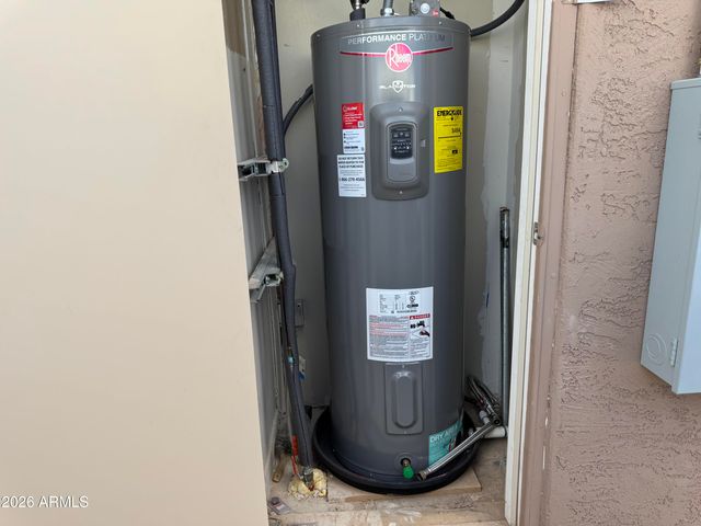 23677 N CHAPS Drive, Florence, AZ 85132