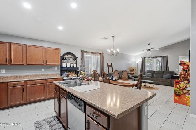 10224 W GROSS Avenue, Tolleson, AZ 85353