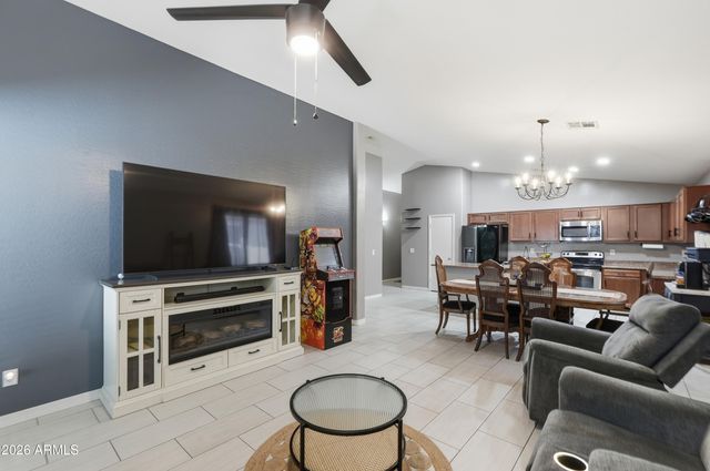 10224 W GROSS Avenue, Tolleson, AZ 85353