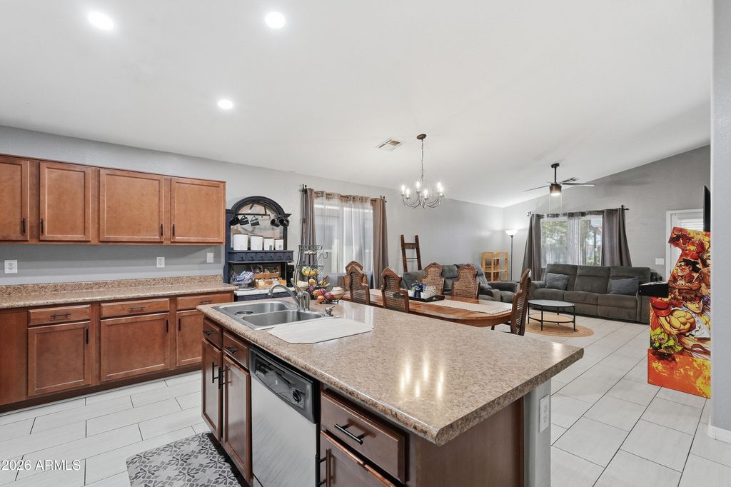 Image 13 of property listing at 10224 W GROSS Avenue, Tolleson, AZ 85353