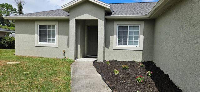 1032 DARBY Drive NW, Port Charlotte, FL 33948