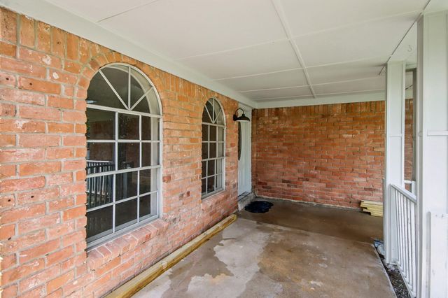 1809 Flamingo Drive, League City, TX 77573