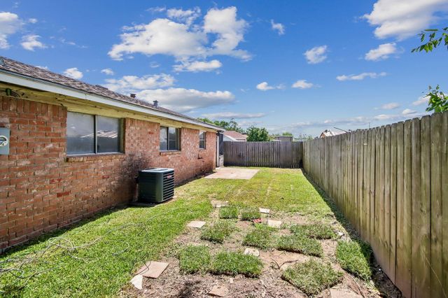 1809 Flamingo Drive, League City, TX 77573