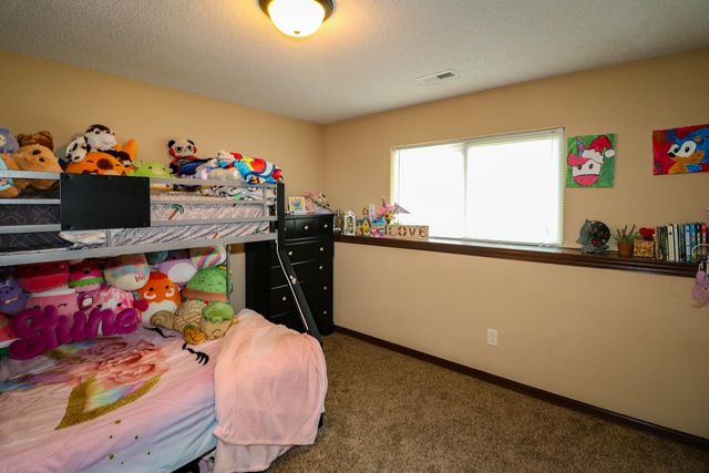 12613 E Willowgreen Circle, Wichita, KS 67207