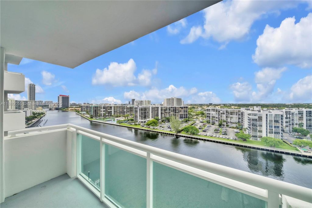 3000 S Ocean Dr 1208, Hollywood, FL 33019