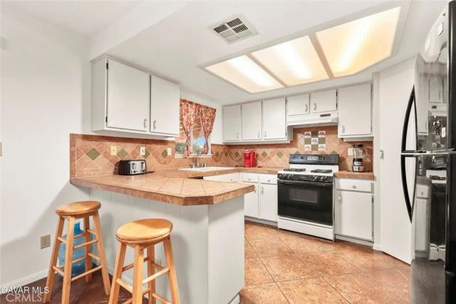 16173 Newmont Avenue, Lancaster, CA 93535