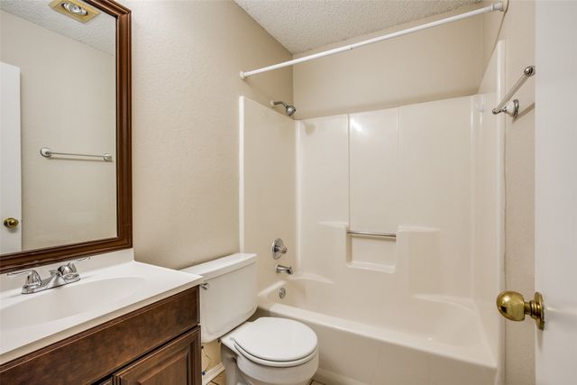 5816 Stone Meadow Lane, Fort Worth, TX 76179