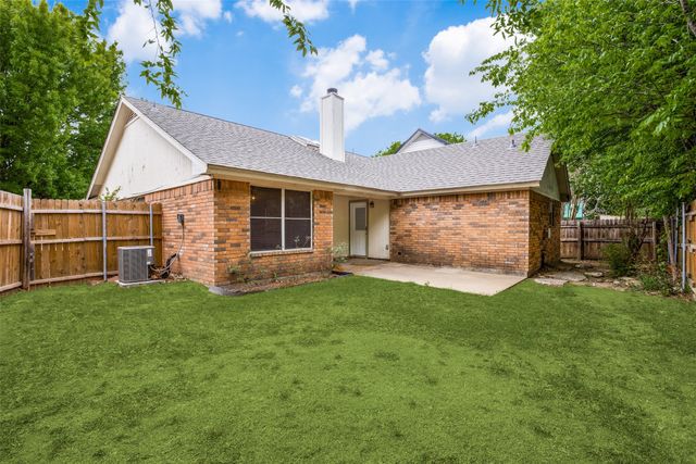 5816 Stone Meadow Lane, Fort Worth, TX 76179
