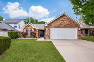 5816 Stone Meadow Lane, Fort Worth, TX 76179