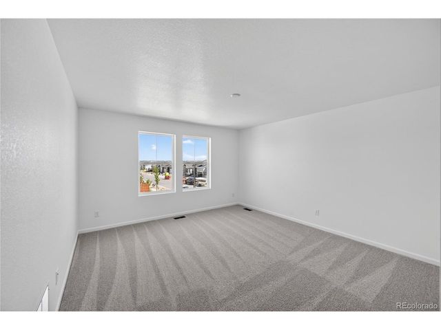 3287 N Duquesne Way, Aurora, CO 80019