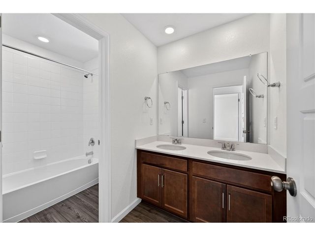 3287 N Duquesne Way, Aurora, CO 80019