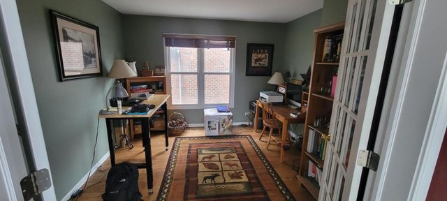 4700 Stonewall Avenue, Downers Grove, IL 60515