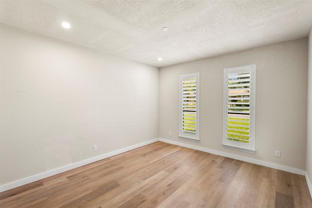 1516 Oak Vista Drive, Dallas, TX 75232