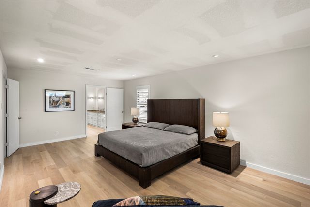 1516 Oak Vista Drive, Dallas, TX 75232