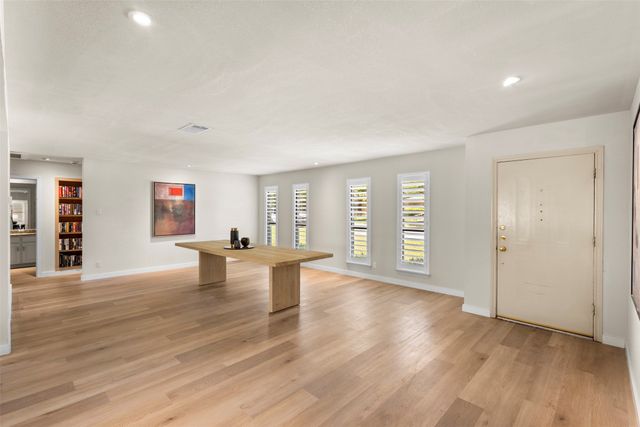 1516 Oak Vista Drive, Dallas, TX 75232