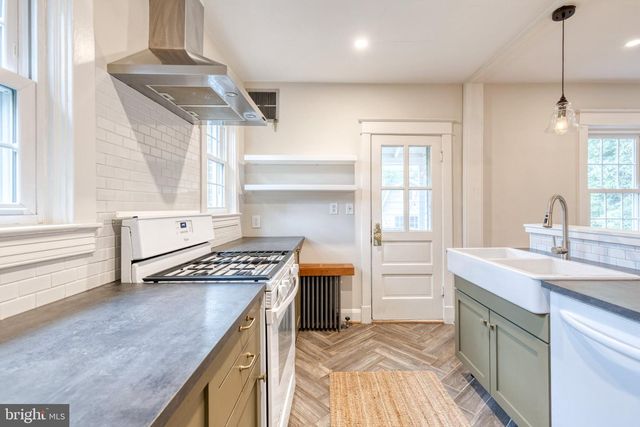 3210 JUNEAU PL, Baltimore, MD 21214