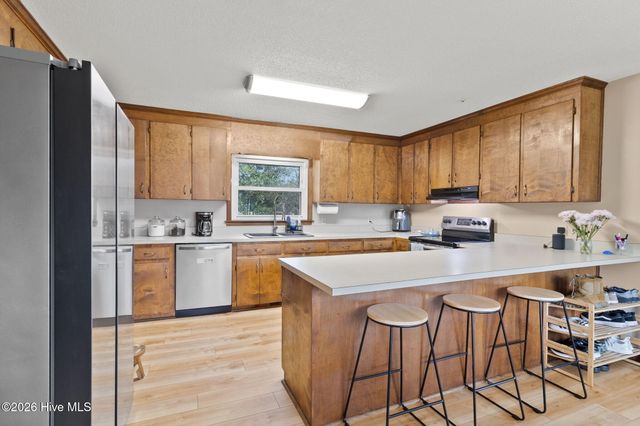 730 Slocomb Road, Fayetteville, NC 28311