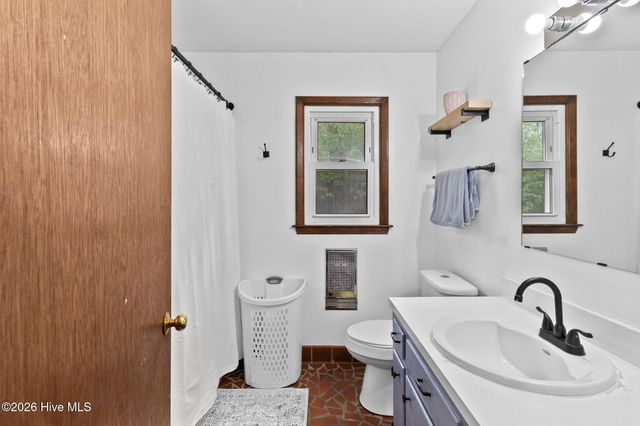 730 Slocomb Road, Fayetteville, NC 28311