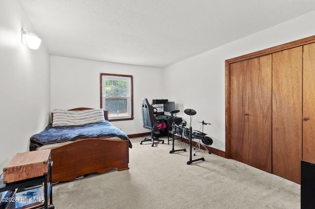 730 Slocomb Road, Fayetteville, NC 28311