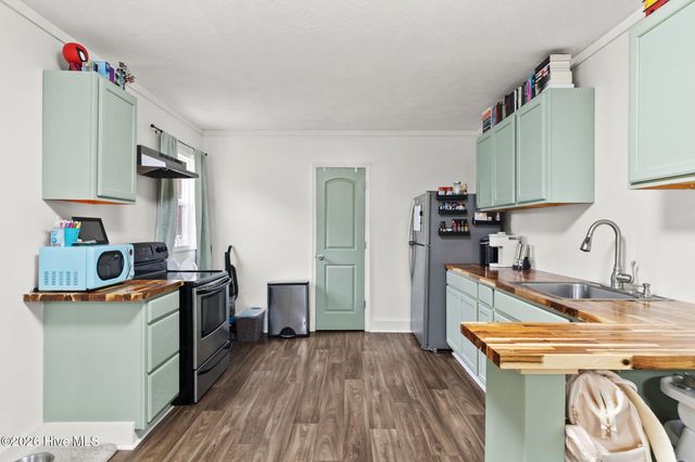 730 Slocomb Road, Fayetteville, NC 28311