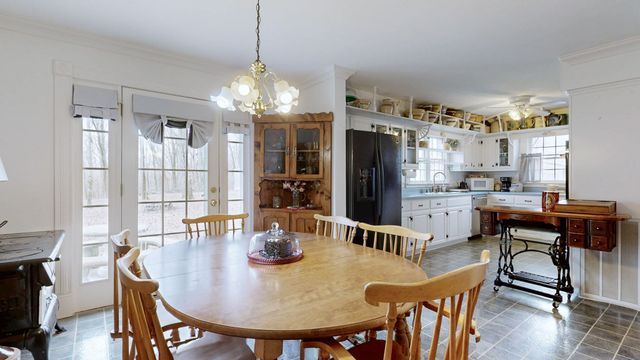 3883 Dobbins Pike, Portland, TN 37148