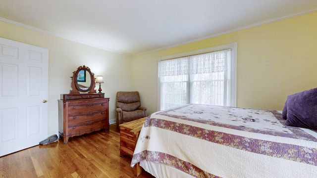 3883 Dobbins Pike, Portland, TN 37148